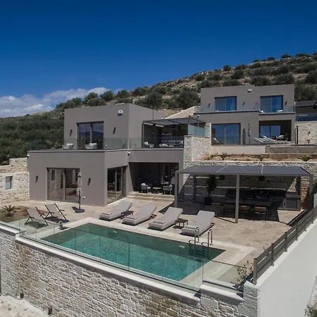 Villa Paradise *